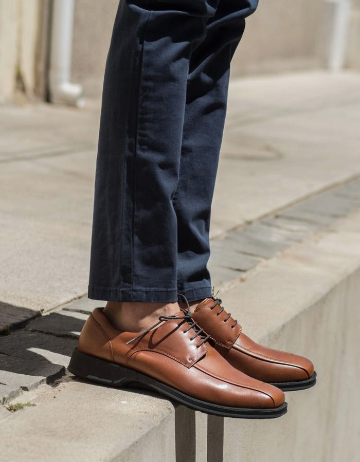 ZAPATOS HOMBRE CUERO 24 FLEX FINANCIAL-0-51-BRANDY